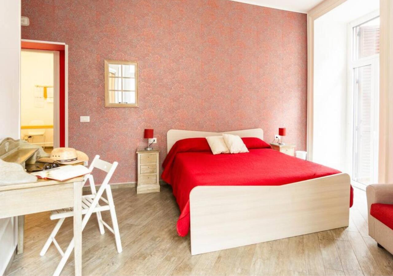 B&B Da Ary Colorful Rooms Nápoles Exterior foto